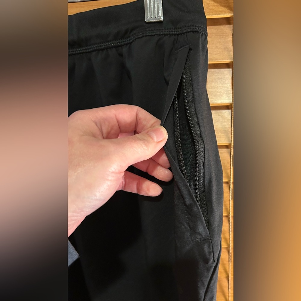 Adidas Black Athletic Shorts Lightweight Breathable size Large - Picture 3 of 5